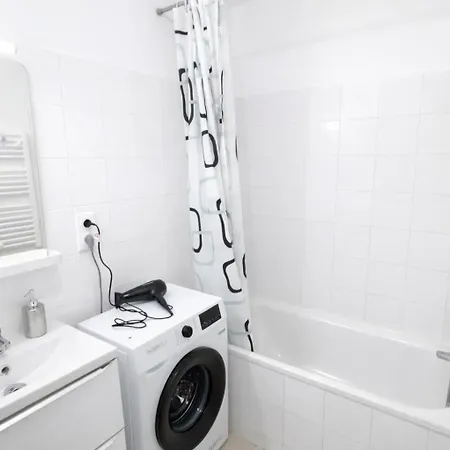아파트 T2 Lumineux Avec Parking Prive